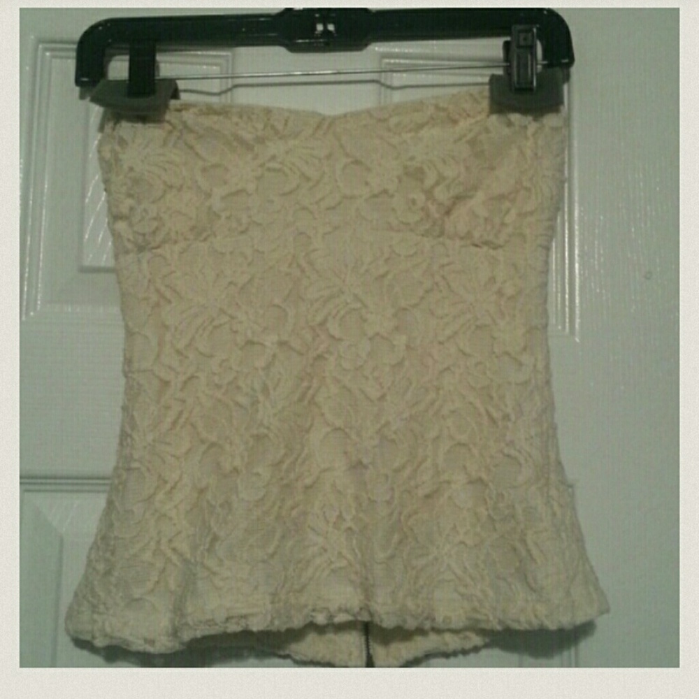 Urban Outfitters Cream Lace Strapless Bustier Camisole - Picture 2 of 4